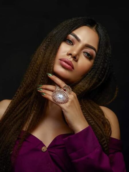Saniya Arora